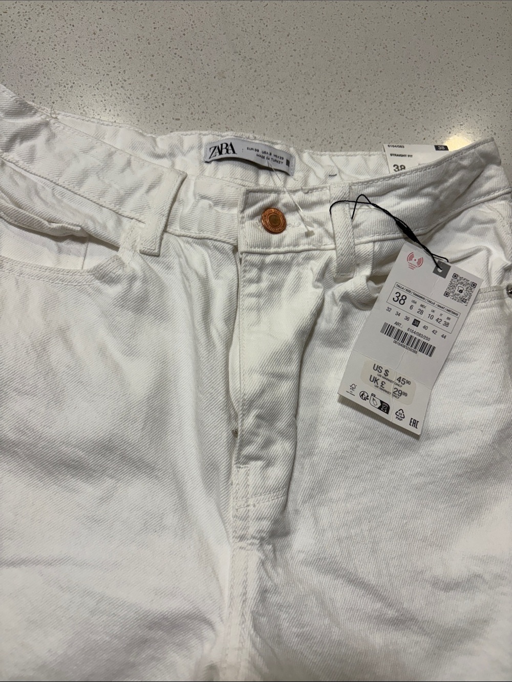ZARA White Denim Jeans with Copper Button